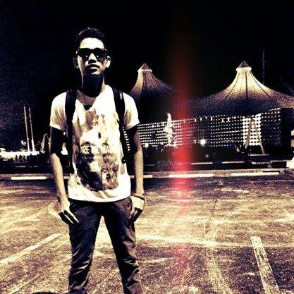 ✘ Black★