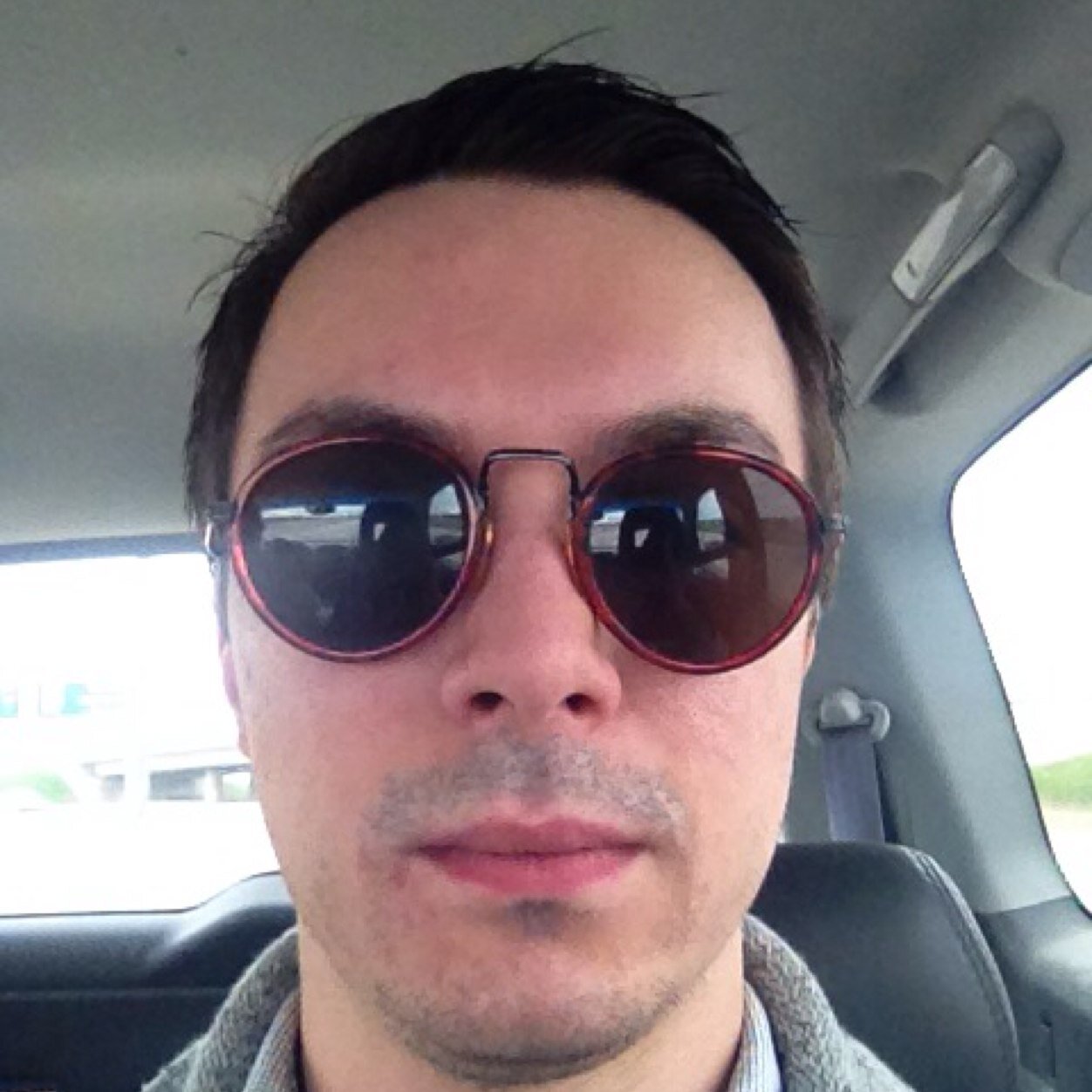 IProper's profile picture. Creative strategist | Founder & Lead Creative of Tightstring Design