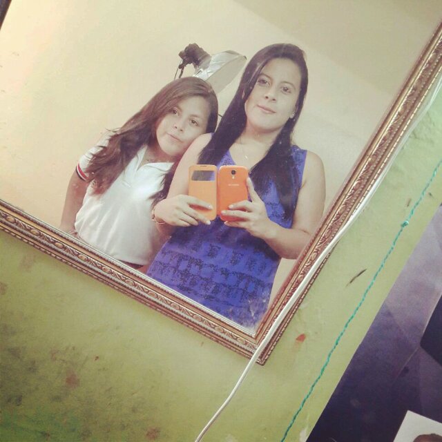 isntagram teffy_gomez :D 28/02/96