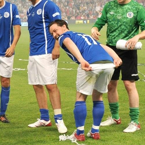 McAvoysBooty's profile picture. A twitter dedicated to James McAvoy, and dat fine booty.