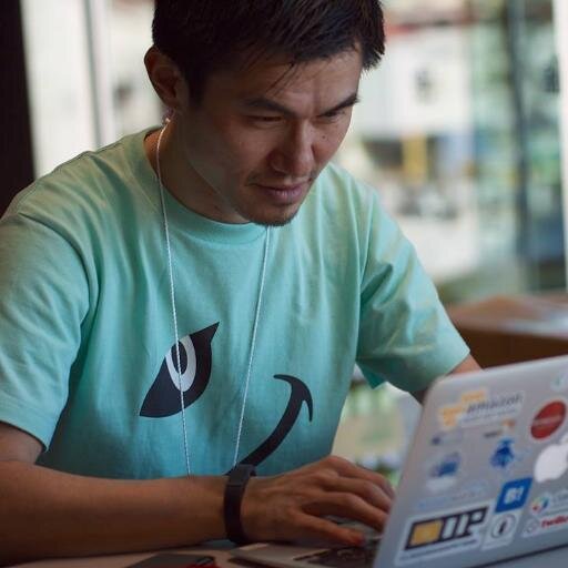 X-Tech5代表取締役 Re:Design担当、元cloudpack事業部長＆ソリューションアーキテクト（AWS認定）、元JAWS-UG代表、AWSサムライ2013。最近はプロゲーマー・配信者さんのスポンサーさせてもらってます！