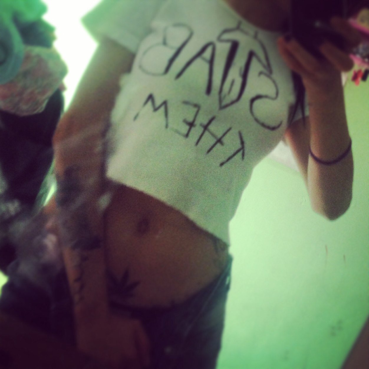 cassandra_bos's profile picture. No me conoces y la neta no quiero que me conozcas. Piensa lo que quieras de mi, total, la gente piensa muchas cosas que no son ciertas.
Sigo a guapas :*