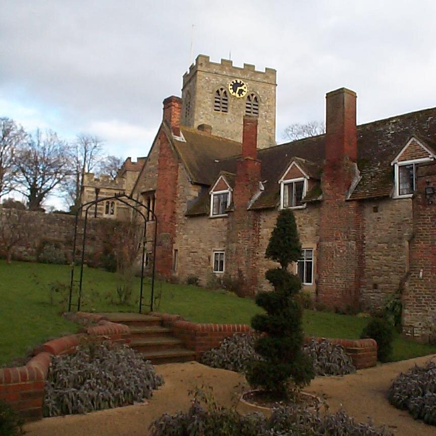 Ewelme Parish Council manages the historic village of Ewelme, including a recreation ground, Common and sports pavilion.