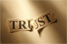hate people who lie !!