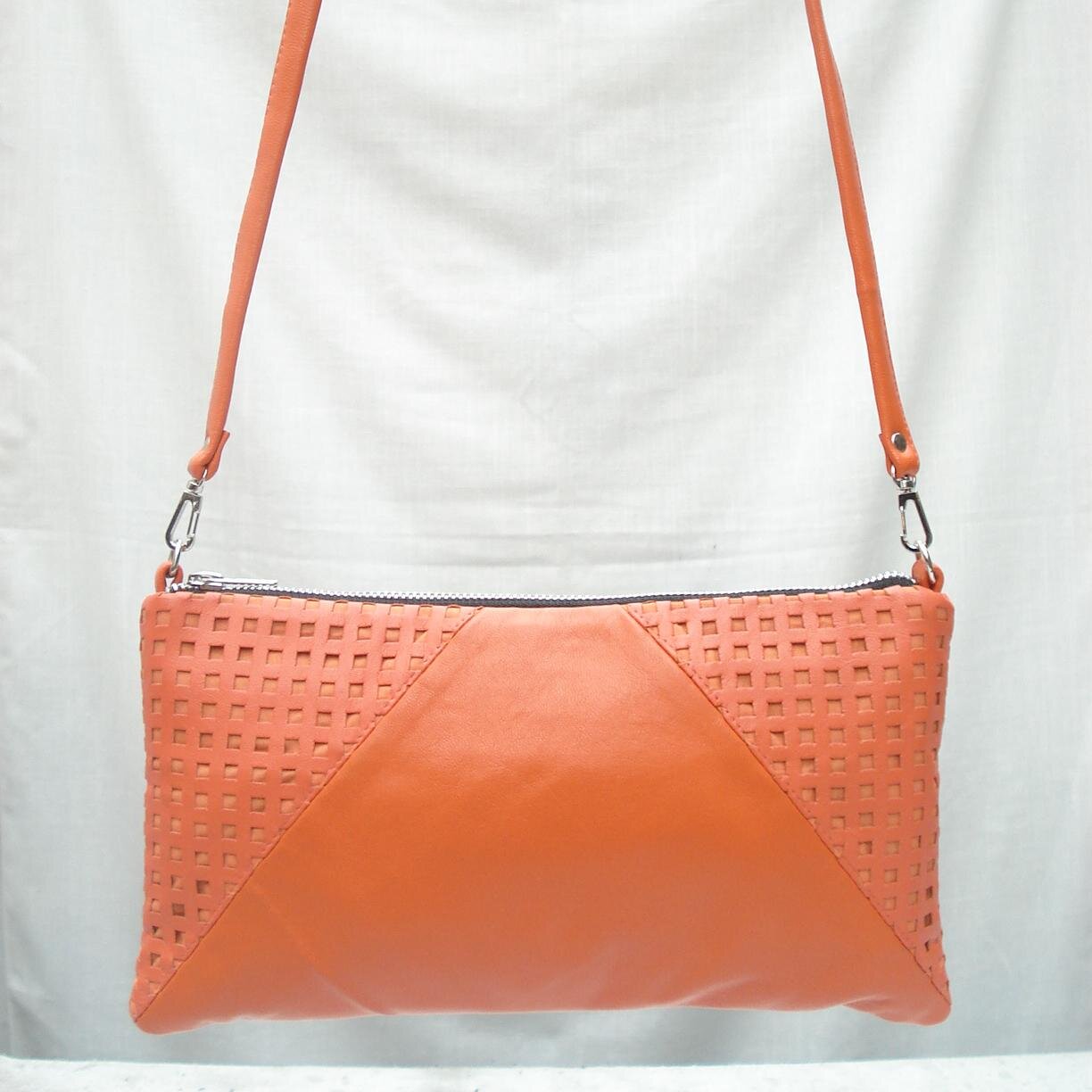Simple, versatile,feminine and wearable #handbags & #accessories. Hand cut from leather, made in London, England.