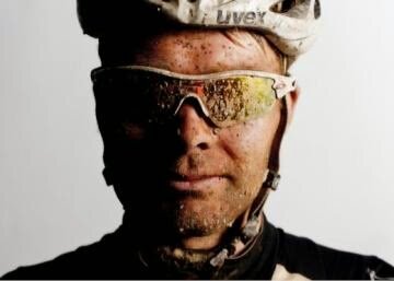 MathewWenti's profile picture. This is in fact the real profile of the man and not a parody account. Let's enjoy life-treat everyone with respect, and don't take loved ones for granted!