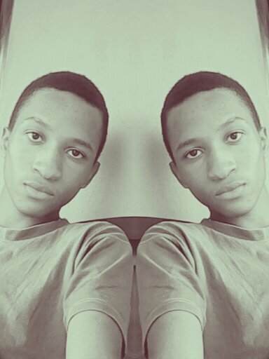 Nouveau Compte Follow Back Stp !
Suis moi sur mon compte principal @BadBoy_Diamond  ;-) !