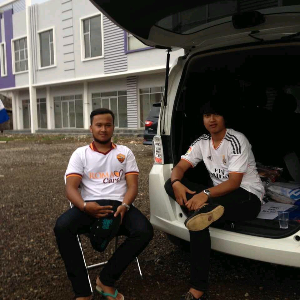 dimasputu24's profile picture. Perum PuriSentosa Block AI | Depok | #anakilang