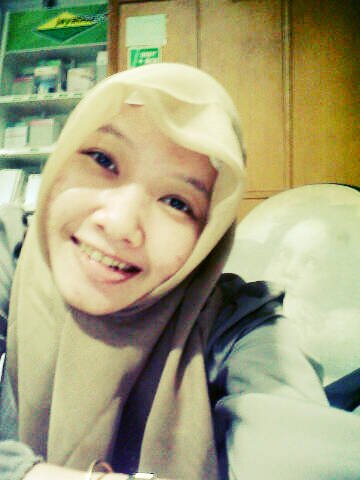 qoniethalytha's profile picture. 