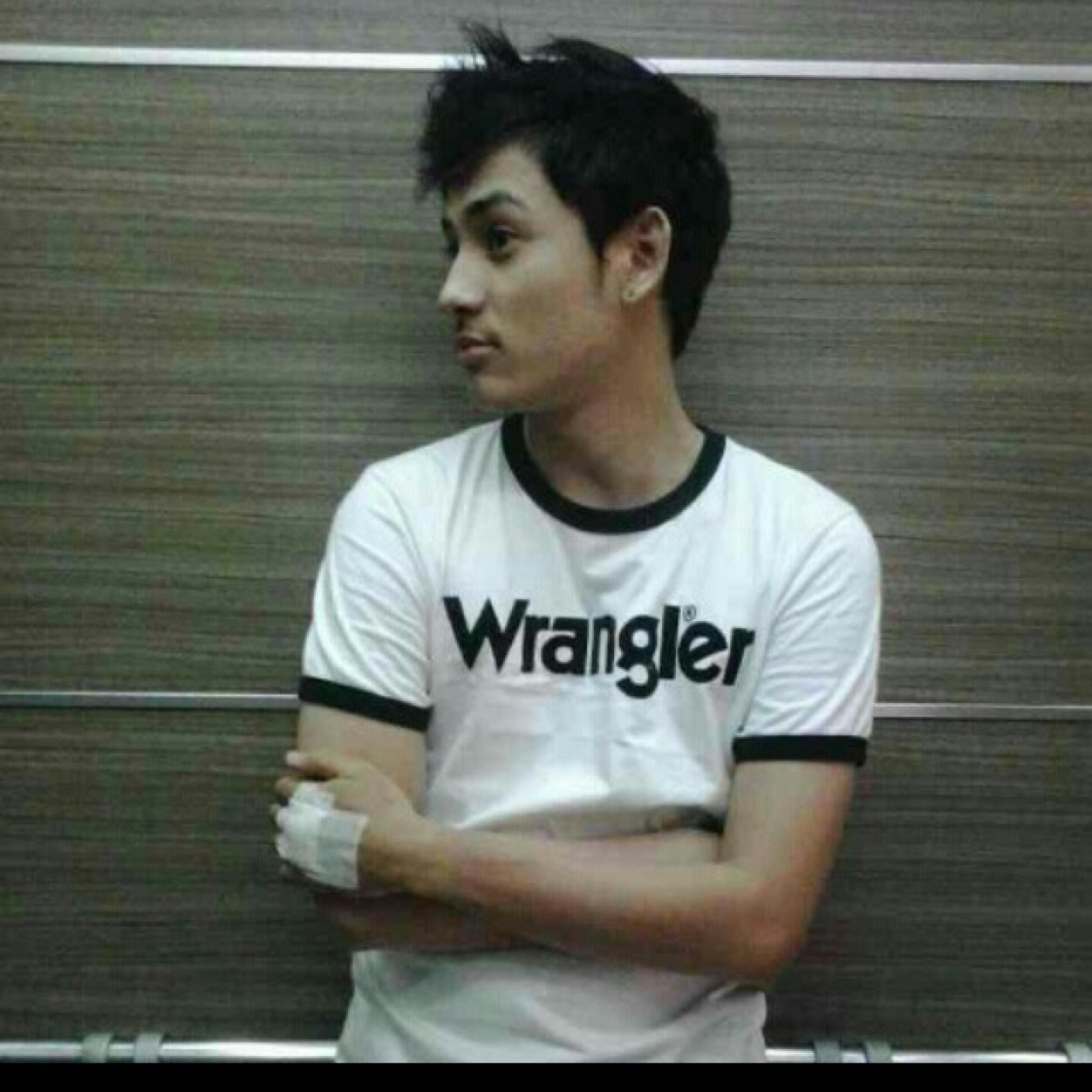 aivd92's profile picture. I love what I do, I do what I love - Superbia In Proelio