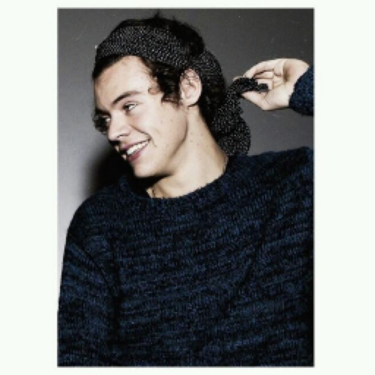 freereadbio738's profile picture. free follow so go follow @hxrrylife she follows back:-)