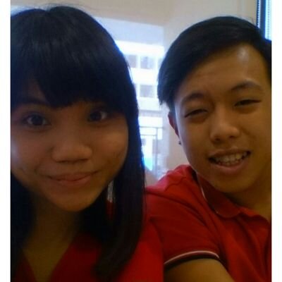 my gf told me if i create account in twitter. dinner and a movie tiket is on her. so yeah. hahahahahahaha.