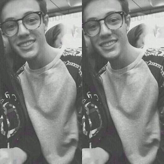 cameron dallas | 20 | bisex.
