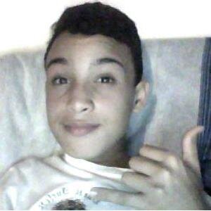 Paz e amor é oqe eu qero agr :3 3