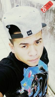 I love Deus,sport, conzinha, clubs, movies, games, music & my football club sao paulo. Mulek top! 混んでいるJuh