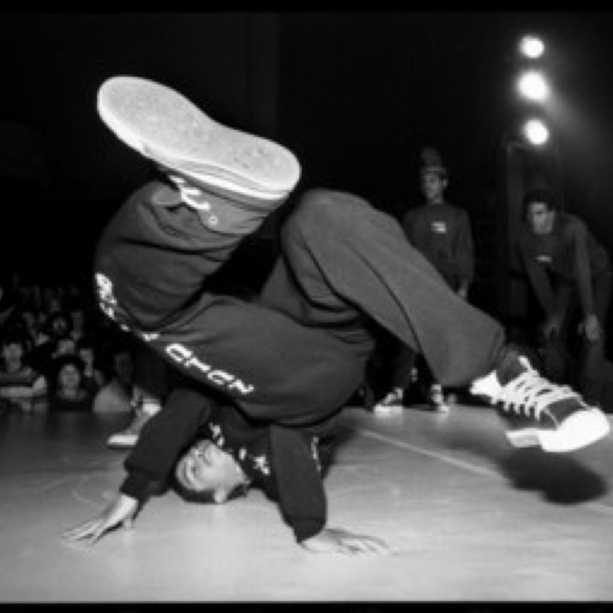 Dance is the life. Booty outdoes boobies which is good cause im short and booty is more at my eyeline. @badBinlove =mah girl ❤️