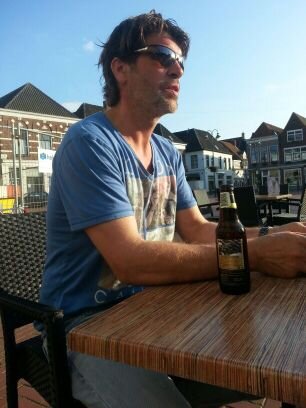 rlugtmeijer's profile picture. vader,vriend van,vakman,voetbal liefhebber.