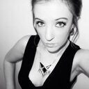 See my follow button.... Yeah id tap that :P x