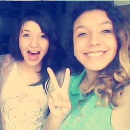 ivyla01's profile picture. solo soy una chica no muy normal, divertida y noce que mas