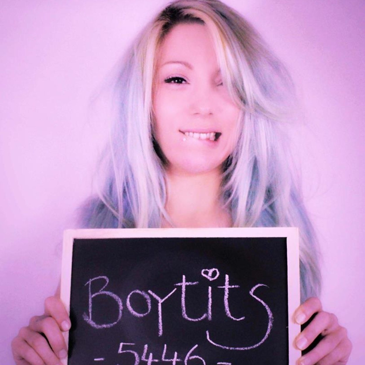 boytitsofficial's profile picture. Singer/songwriter from sunny weymouth. Talk to me you beautiful people xx