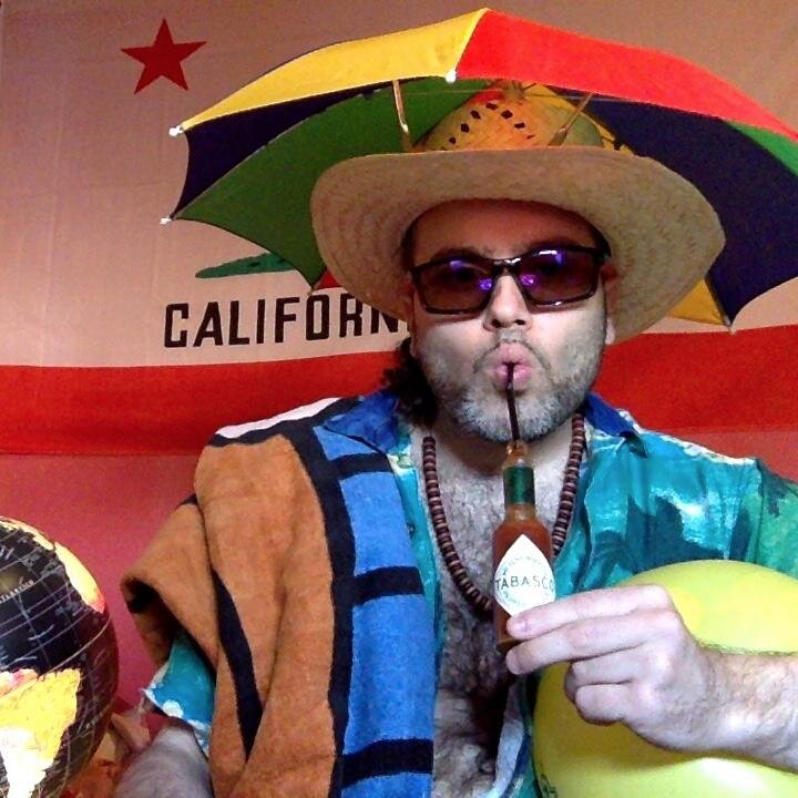 ASENSIO76's profile picture. Cinefago Cinefilo.BAYAREA en Filmaffinity.amante de la cerveza Negra de marca blanca. Lidl&Ryanair fanboy.
SAN FRANCISCO VALUES. https://t.co/DhDB7dkmHY