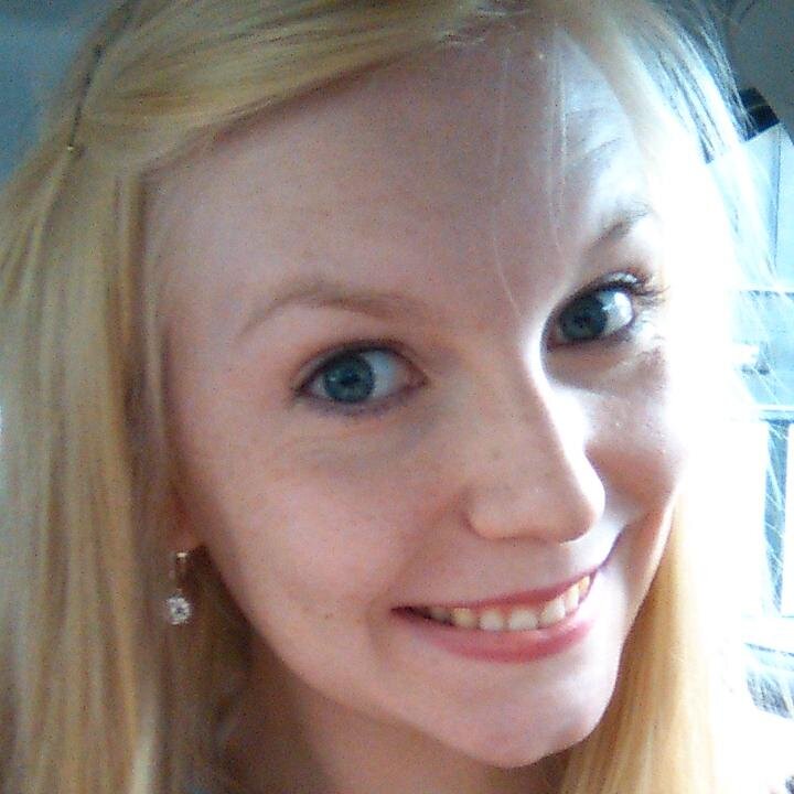 ingrei's profile picture. Født i 1990 i Fræna kommune. Ble ferdig utdannet dataingeniør våren 2013. Jobber i dag som programvareutvikler.