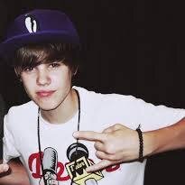 Sou Directioner, Lovatic, Belieber e Selenator! E Meu dilema é Acredite, um dia seus sonhos serão realizados!!