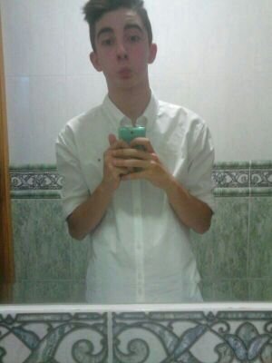 ColmeneroJorge's profile picture. Con pequeñas mentiras se pierden grandes personas ;)