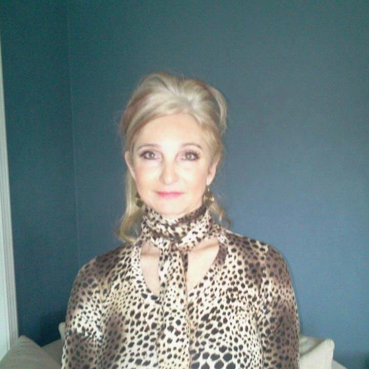 Author of  Katie Haynes Books Mini-Murder Mysteries