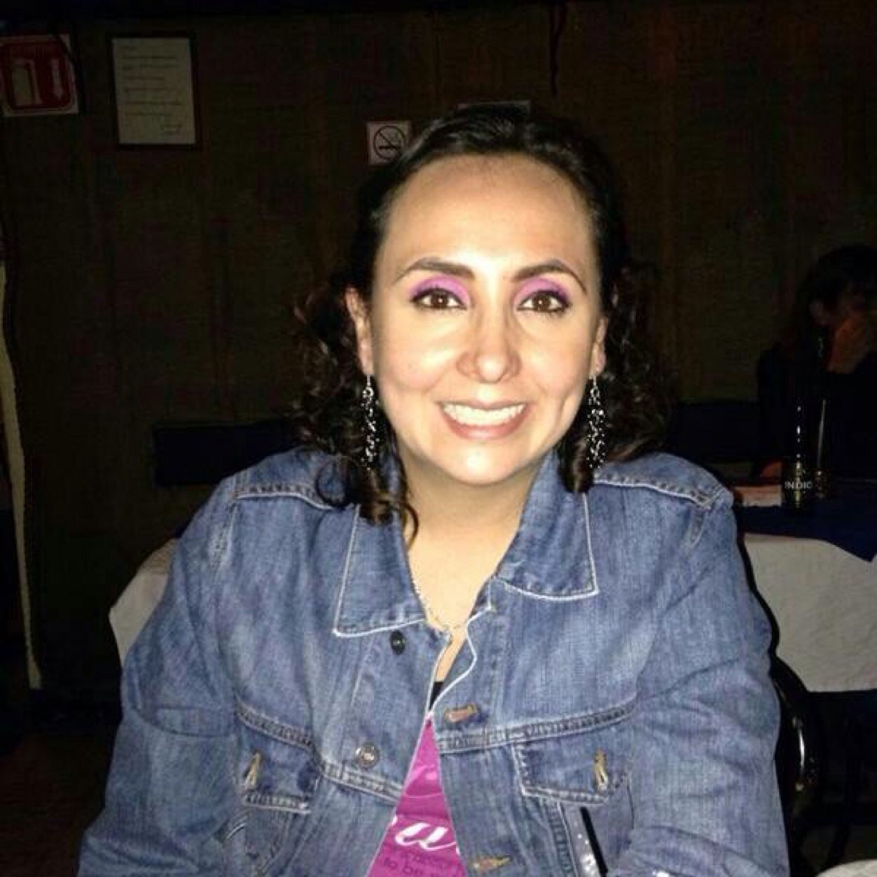 Neófita en twitter pero con ganas de aprender. Abogada, amiguera, alegre, optimista y a veces peleonera, pero con justa razón. Amante de los pelones pelorico.
