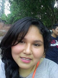 feo fingir amistad sintiendo amor