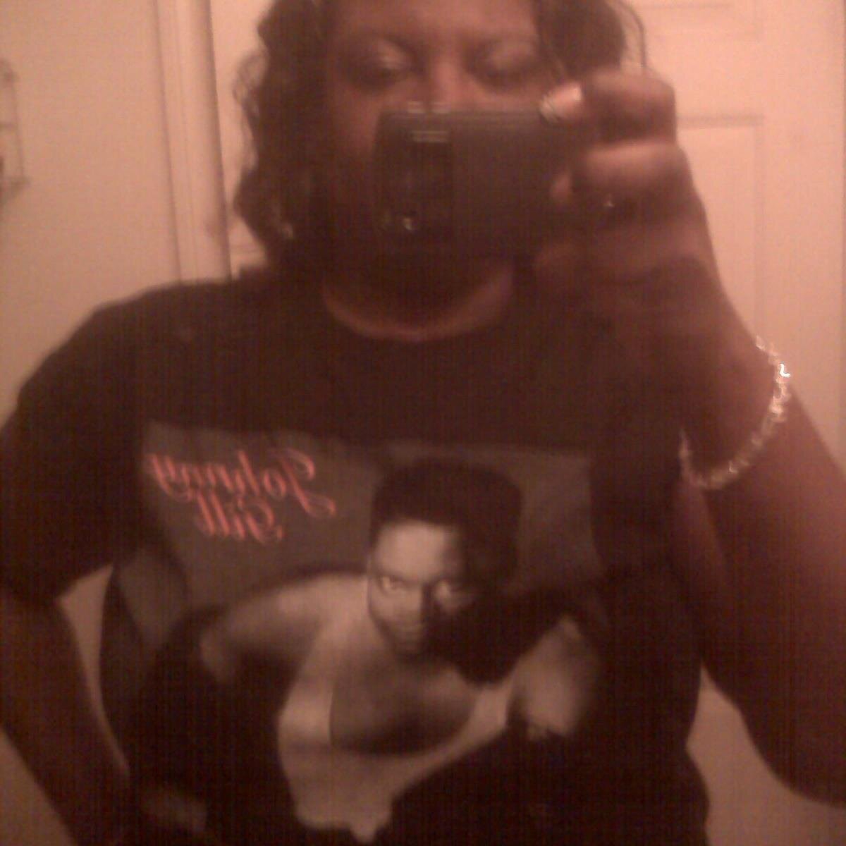 Mz090909's profile picture. Sign Language Interpreter, Love my Faith in my Lord and Savior Lord God Jesus..  Enjoy Singing, Reading, Roller skating, Ice Skating,  Teaching and Learning🌹