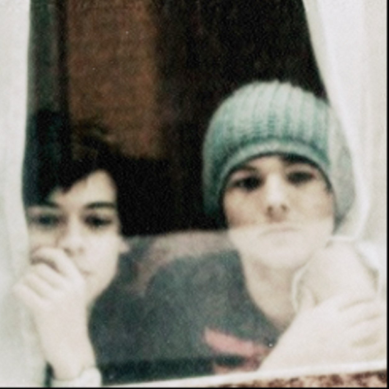 @louvelyniall
