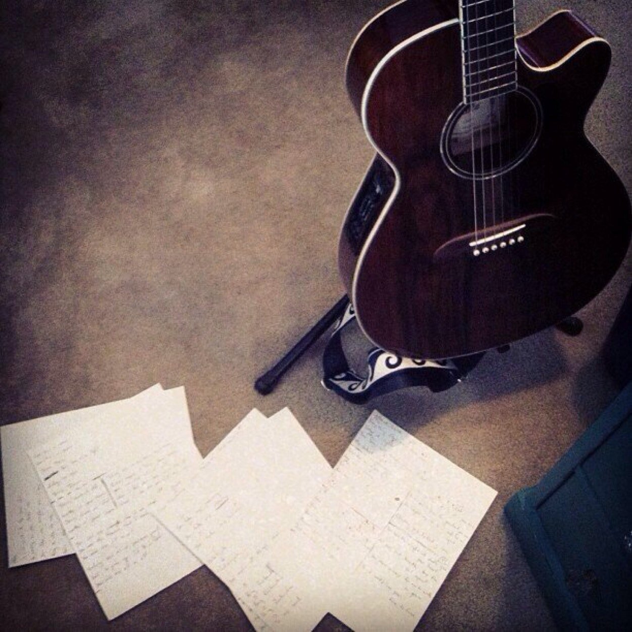 Writings as they are delivered to my cranium and seep through my fingers.