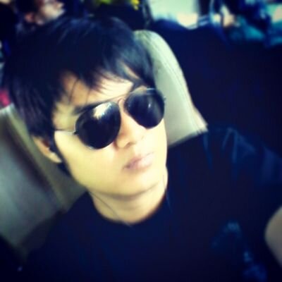 Tetep semangat jalani hidup, karena hidup cuma sekali.. no Wa : 0813-8822-1396