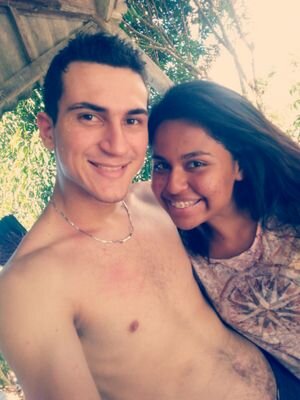 21 anos. Musicista. Futura Engenheira Agronoma. Corintiana. Filha do Gutemberg Lopes e da Delcy Garcêz. A cada dia conquistando um pedacinho dos meus sonhos.