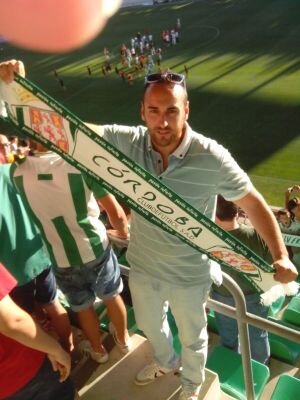 CantosIsrael's profile picture. 