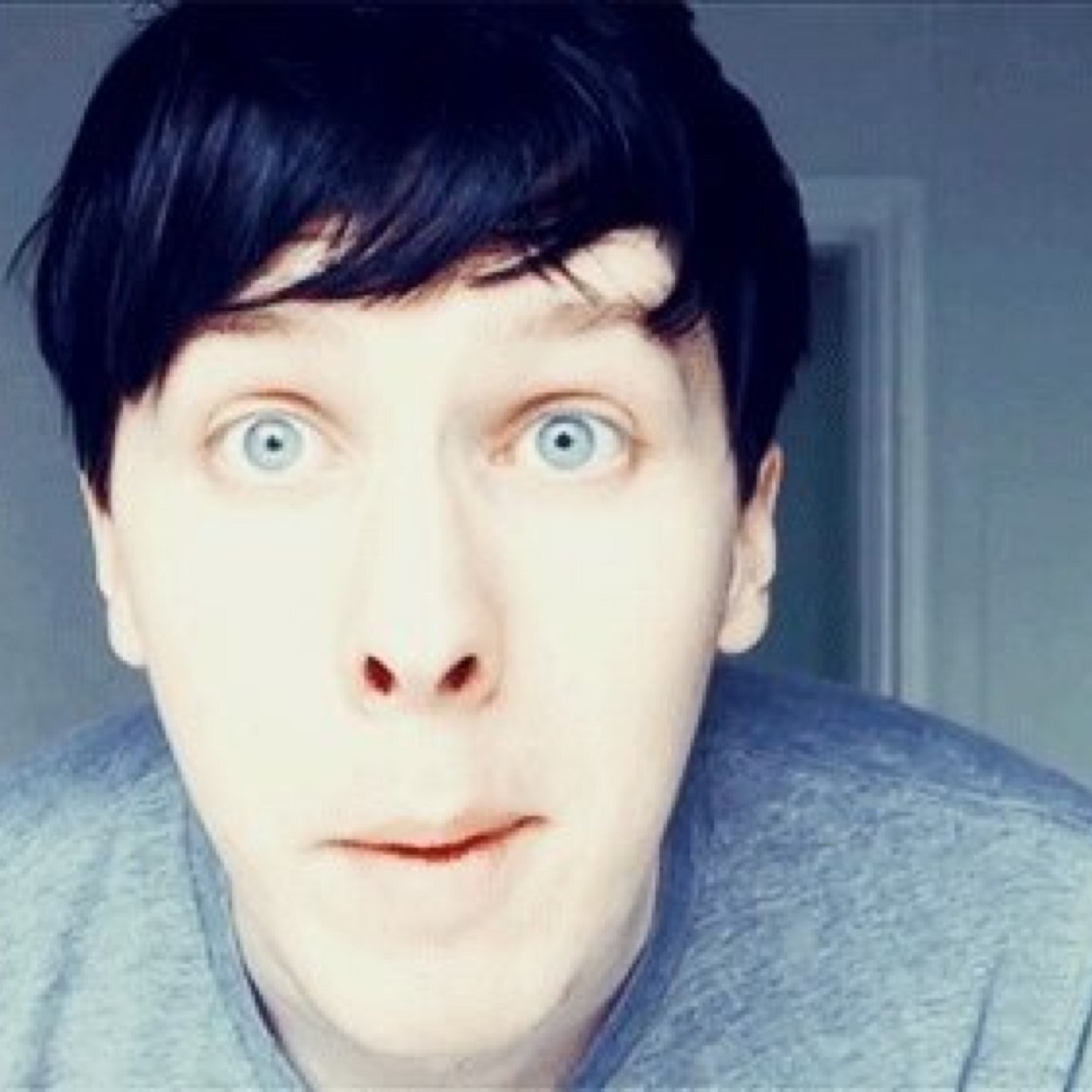 free follow from @passionatephan !!! follow that acc
