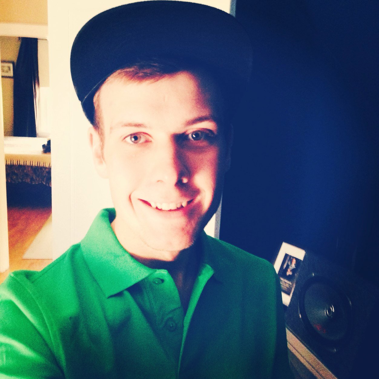 jacobnittel's profile picture. Jake. 20. Music. Cars.
just trying find my way in the world.