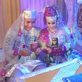 A Wife, #FEKON unlam '08 .# part of Anshal