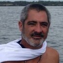 Mecánico,fanatico de los autos, del buceo, padre de 3 hijos, aficionadisimo a la cocina y a mis amigos , viajero incansable.........