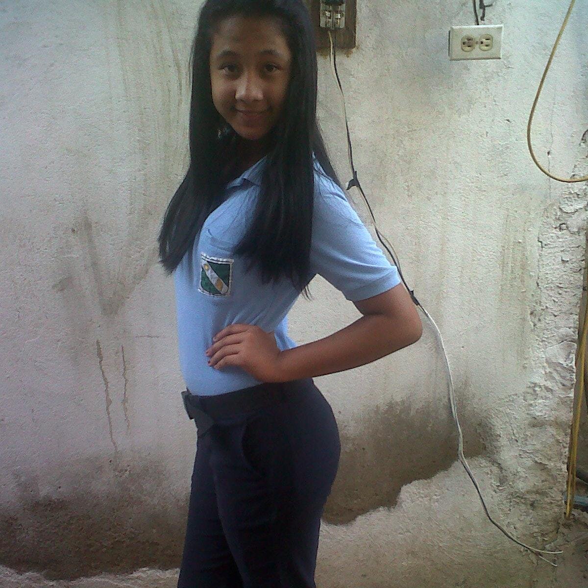 aqui esperando mi  cumple