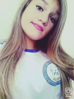 Face:Biia Santos :) VO FINGE QUE SO LEGAU