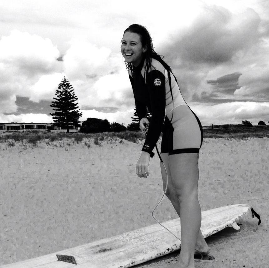 nnnsmxo's profile picture. graphic designer / sunseeker