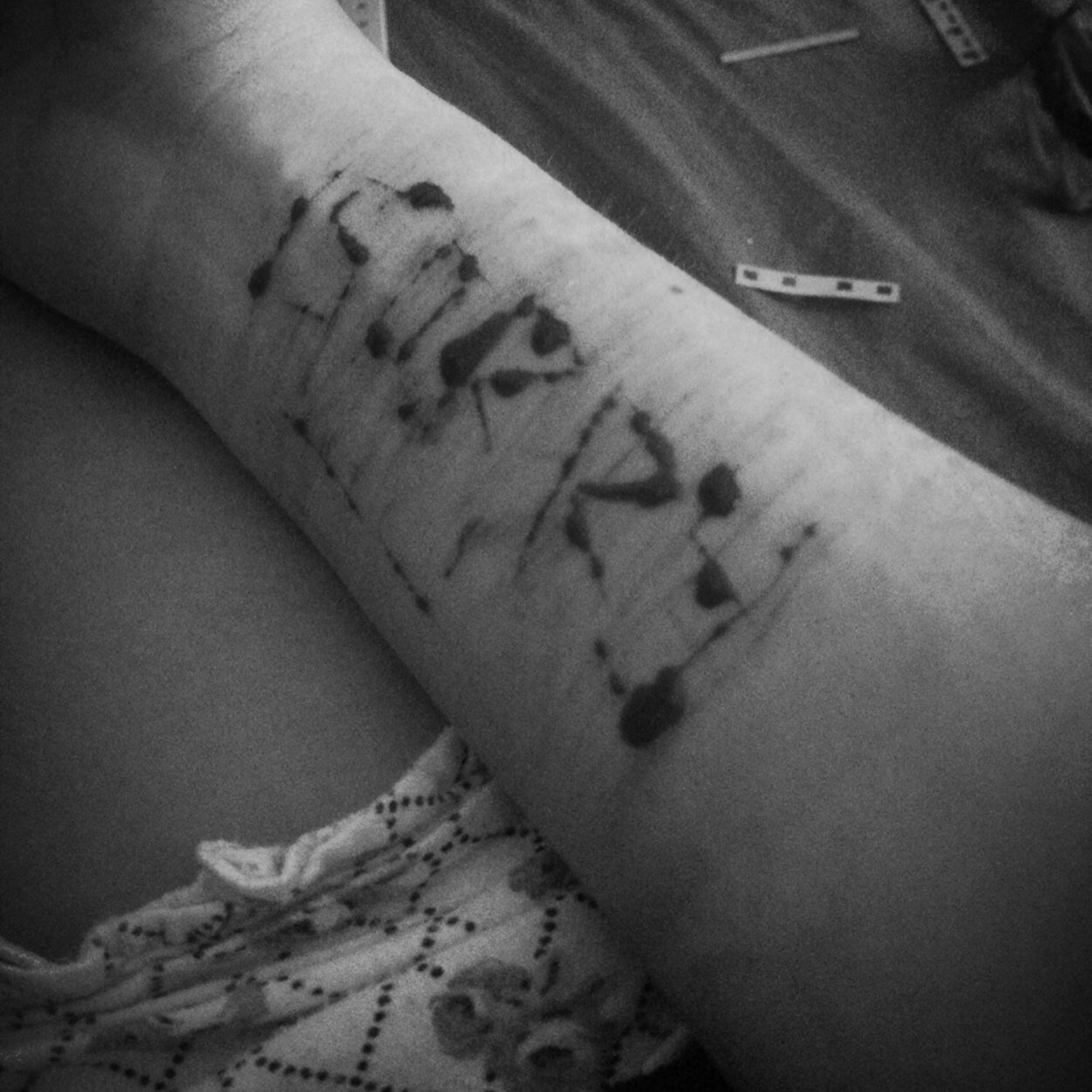 Depressed•Self-harmer•71days clean•Confused•Fucked in the head•Anxiety•Panic Disorder•Tired•Anonymous•Worthless•BrokenBeyondRepair•