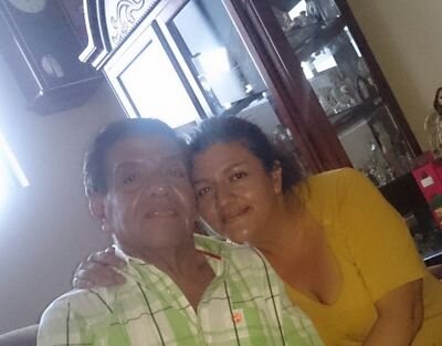 Alegre, bailadora y felíz, todo seguido de la voluntad de Dios