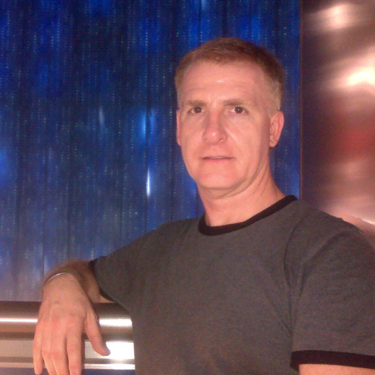 OscarLovay's profile picture. 