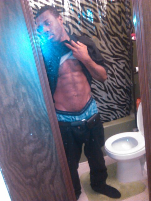 perfecttiminpo's profile picture. #I'mJustLivingLife