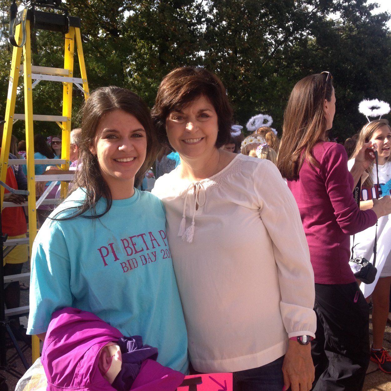 runcrazywife's profile picture. 