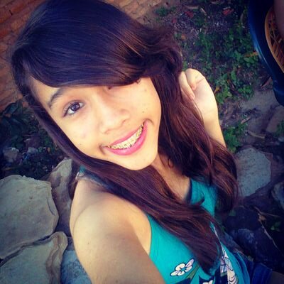 adoruuuh anda de skate :) iir a shopping sou fã do mc daleste :)